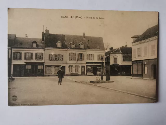 CPA 27 DAMVILLE - Place de la Loue