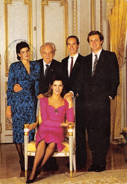 19-52B) Cartolina Principato Di Monaco Famiglia Reale Viaggiata