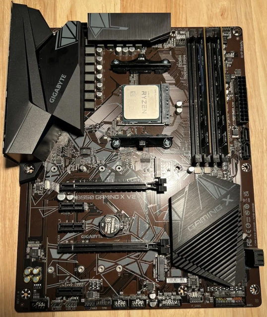 CPU AMD RYZEN7 3700X GIGABYTE B550 AMD RYZEN 7 3700X +GIGABYTE B550M DS3H AC micro ATX