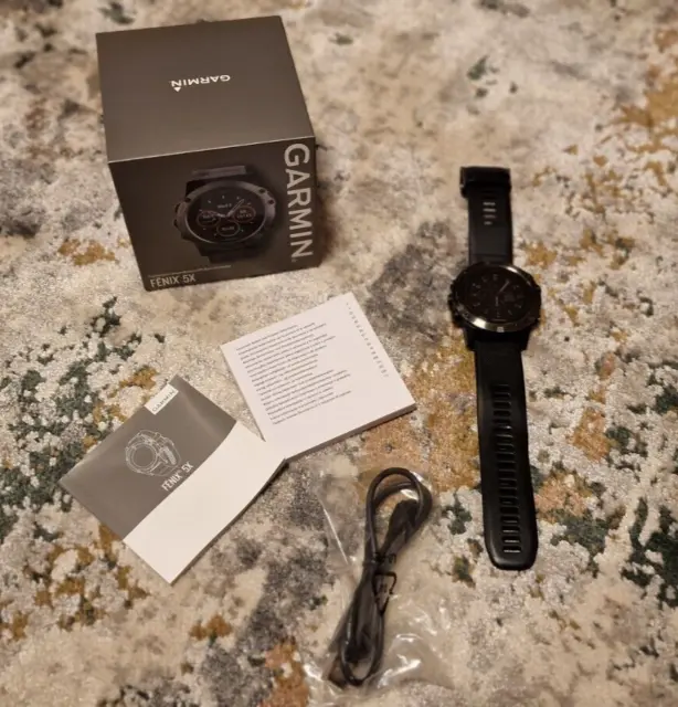 Garmin Fenix 5X Sapphire Edition Ultimate Multisport GPS Uhr mit Mapping 2