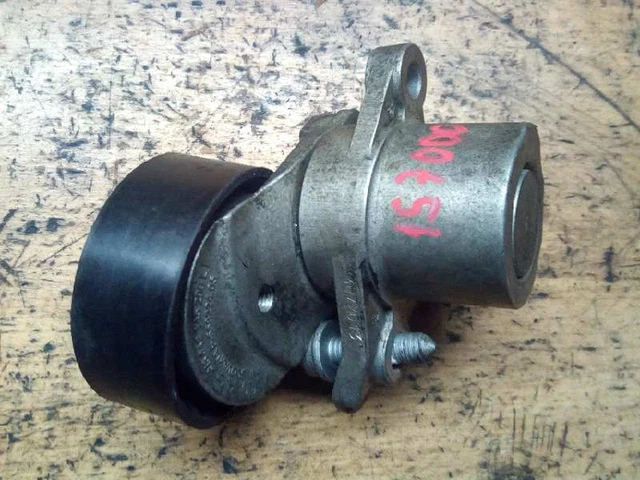04E145299L galet pour VOLKSWAGEN GOLF VII LIM. (5G1) ADVANCE BLUEMOTION 06.15 -