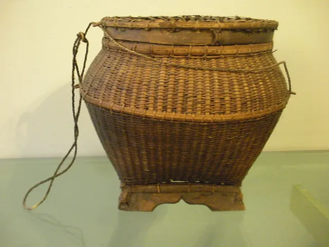 Vintage Antique Oriental Asian Fish Tea Collection Footed Basket w/ Lid 11"