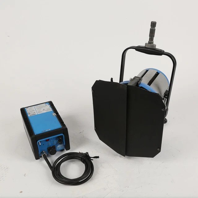 Arri M18 HMI Lamphead with ALF/DMX Ballast Kit - Silver SKU#1577378 Arri M18 HMI Lamphead with ALF/DMX Ballast Kit - Silver SKU#1577378
