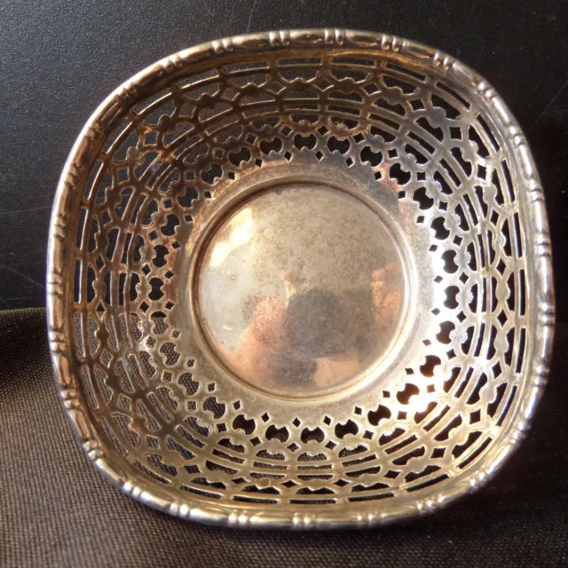A Fully Hallmarked Solid Silver Dish By Mappin & Webb. Superb Decoration