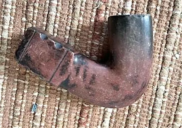 EARLY 17th-18th century NATIVE AMERICAN PIPESTONE ELBOW PIPE.