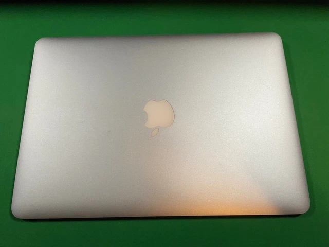 Apple MacBook Air 2014 13" i7 1.4GHz 4GB RAM 512GB SSD - MD760LL/A Apple MacBook Air 2014 13" i7 1.4GHz 4GB RAM 512GB SSD - MD760LL/A