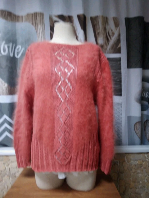 Nicaraguan made embroidered in treadle sewing machine Frida Nicaraguan made embroidered in treadle sewing machine Frida