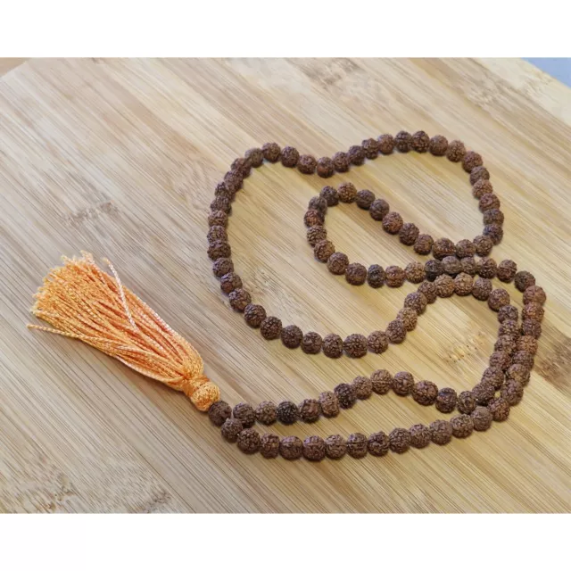 Rudraksha Mala - Gebetskette  - 108 Natural Rudraksha Samen 5 Mukhi   ca.8mm