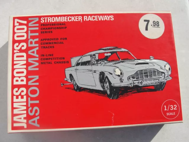 Strombecker James Bond's 007 Aston Martin Kit Auto 8630 1:32 Slot Usato In Scatola