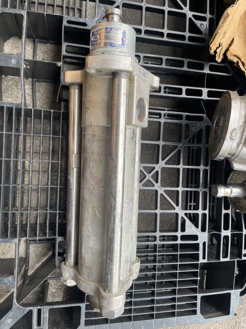 ARO Ingersoll Rand 66941-C6D Piston Pump - Refurbished