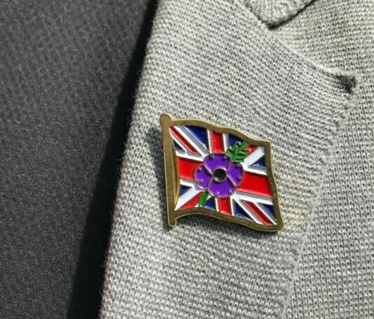 Union Jack Purple Poppy Pin Badge Lest We Forget  Animal Veteran Solider