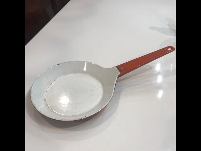 Vintage COPCO RED Enamel Cast Iron 7.5 Skillet fry pan  Michael Lax Denmark