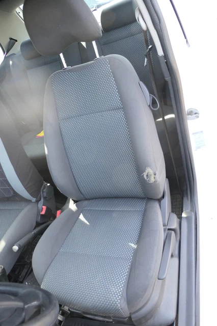 VW FOX SITZ Fahrersitz vorne links OHNEAirbag höhenverstellbar EUR 184 ...