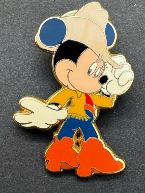 Walt Disney Pin Badge - Disneyland Paris - Mickey Mouse Cowboy