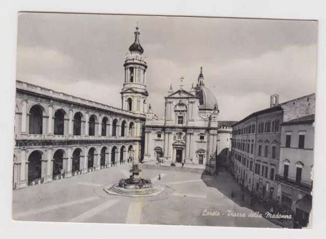 MA AN 08 Loreto piazza della Madonna viaggiata 1954