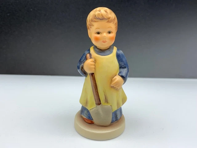 Hummel Figura 727 Debe Aun Cavar 9,5 Cm. 1 Wahl, Perfecto Estado
