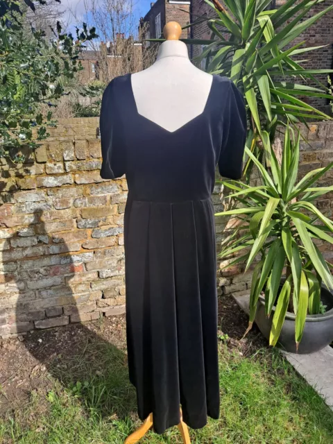 LAURA ASHLEY VINTAGE Dress Gown Maxi Black Velvet Puff Sleeve Medium ...
