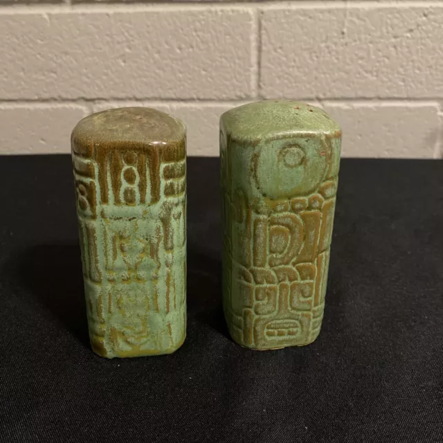 Frankoma Pottery Mayan-Aztec Tall Salt And Pepper Shaker Prairie Green