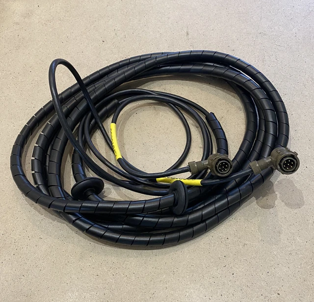 LAND ROVER Defender 7XD Wolf TUAAM Radio Wing Box Harness PRC1824 ...