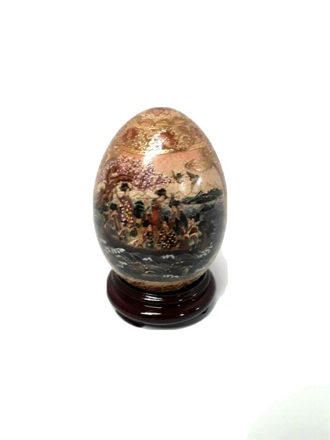 Vintage Satsuma Porcelain Eggs Ornates Gold  Asian Art