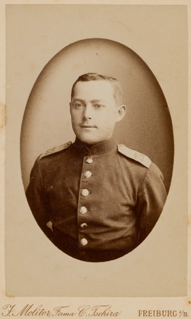 ATELIER J. MOLITOR (19.Jhd), Portrait. Junger Mann in Uniform. CdV., Original-Fo