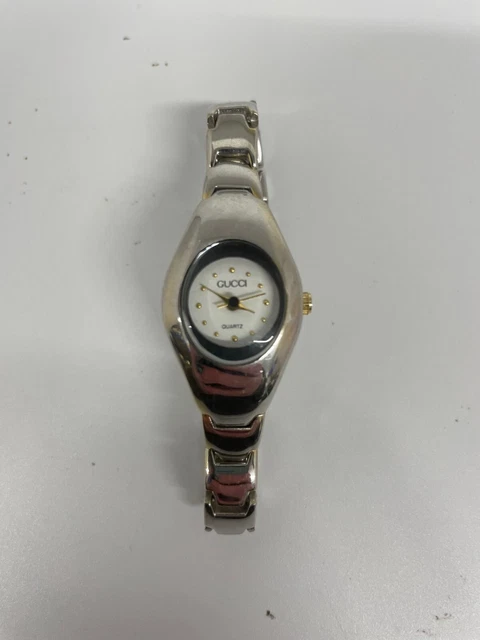 Gucci watch sales 2889l value