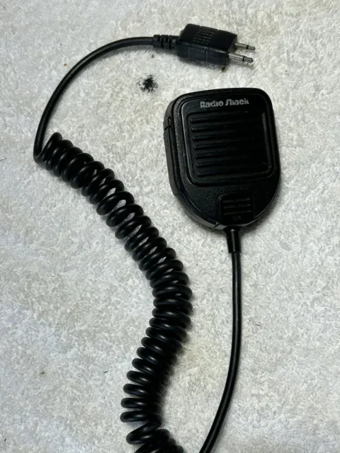 RADIO SHACK PALM SPEAKER MIC CB 2-WAY Model 19-310