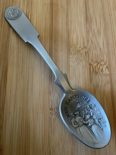 1976 Franklin Mint Granite NEW HAMPSHIRE Colony Pewter Souvenir Spoon 6.5"