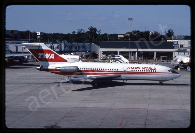 TWA Boeing 727-100 N889TW May 90 Kodachrome Aircraft Slide/Dia