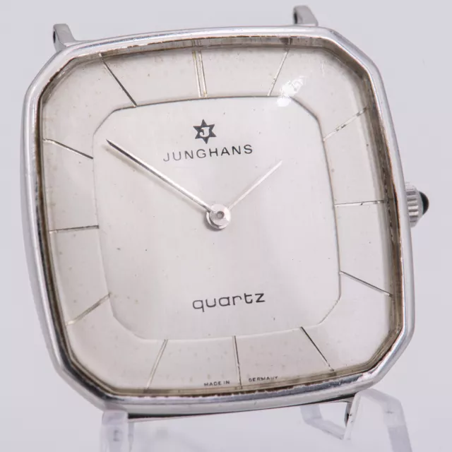 33 mm ø - Quadratische Vintage Junghans quartz Kal. 632.51 - um 1978