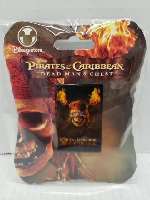 2006 Collectable Disney Pin Pirates of the Caribbean Dead Mans Chest Skull Light