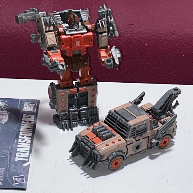 TRANSFORMERS G1 LEGACY Evolution Deluxe Class Scraphook Complete