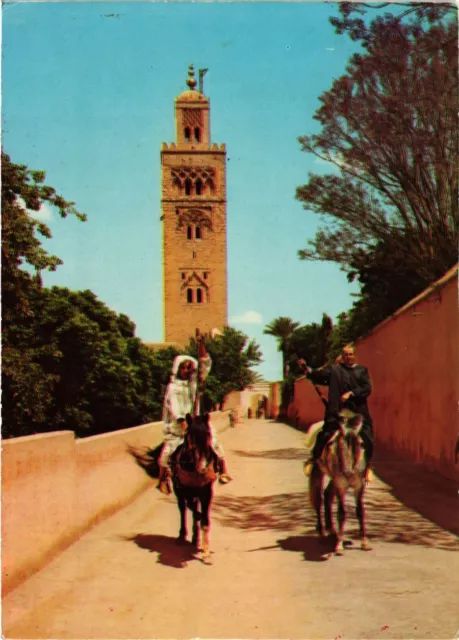 CPM MOROCCO Marrakech La Koutoubia and the Gardens of Dar Moulay Ali (343201)