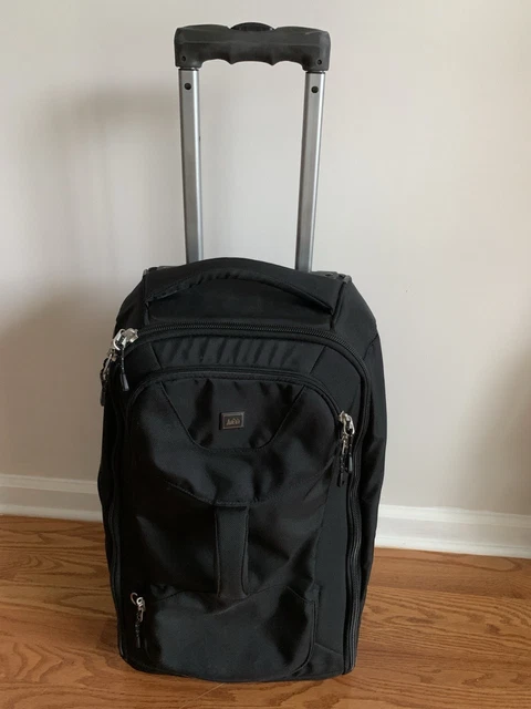 REI CO-OP TECH Beast Wheeled Duffel-22” Explorer Black