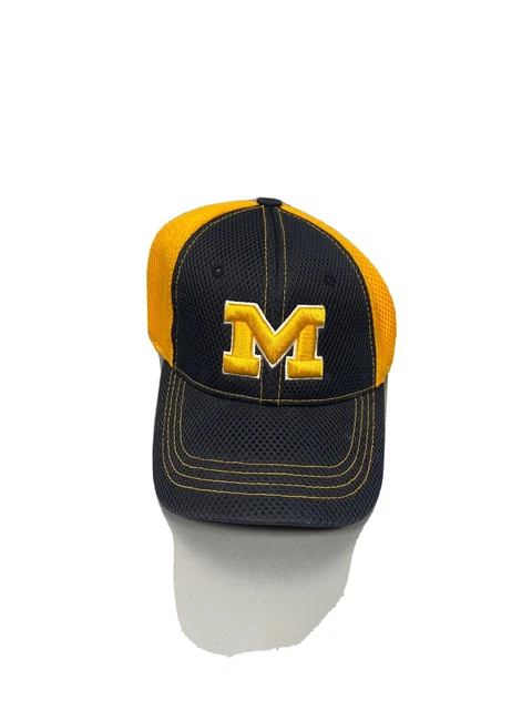Michigan Wolverines Fitted Logo Youth Hat