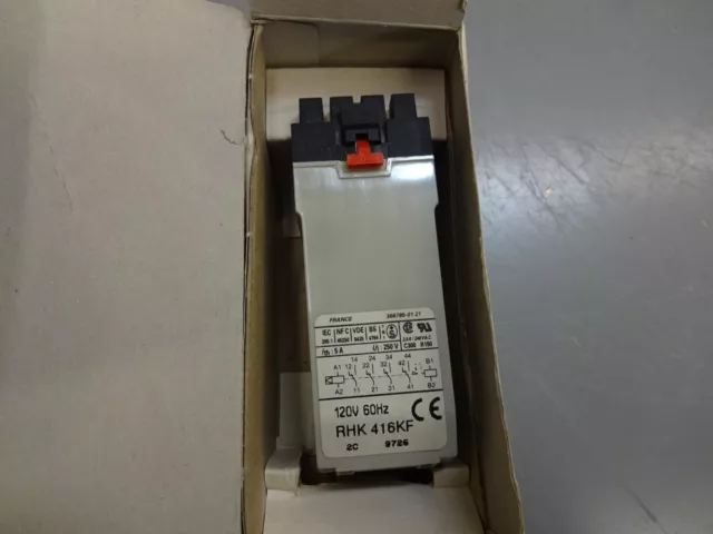 Telemecanique Rhk-416Kf / Latch Relay 120Volt 60Hz / New