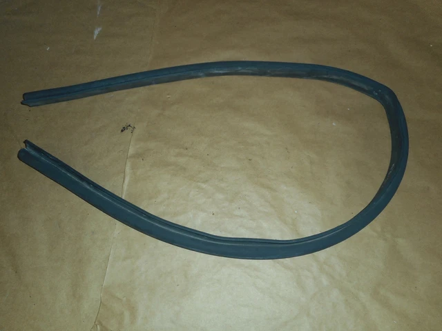 93-02 Camaro Rs Z28 Ss Firebird Ta Formula Cappuccio Pannello Seal Usato GM OEM
