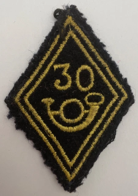 Insigne Militaire Français : 30e Bataillon De Chasseurs à Pied, A.B Paris