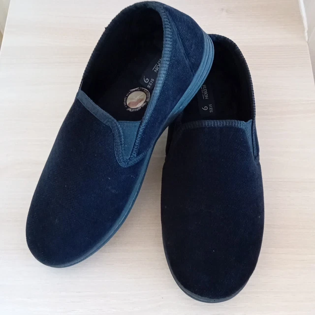 Hudson bay slippers hotsell