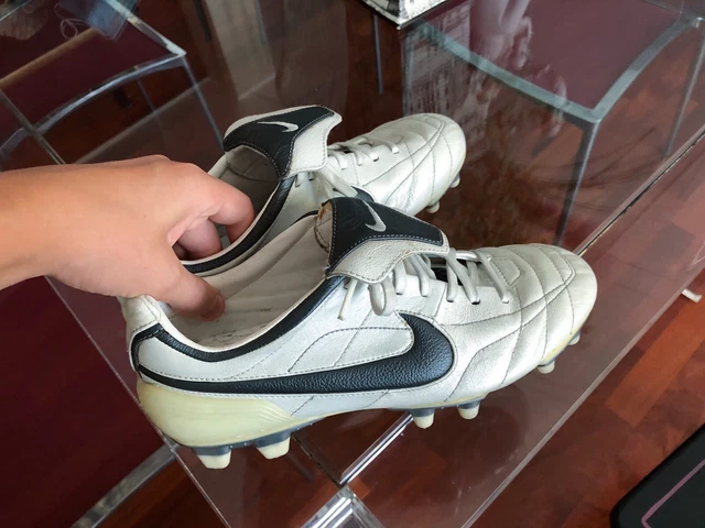 hacer los deberes capacidad Insistir RETRO FOOTBALL BOOTS: Nike Air Tiempo Legend I of 2005 EUR 60,00 - PicClick  IT