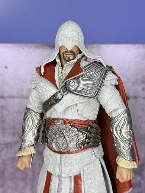 Figurines Assassin's Creed Ezio – Brotherhood (NECA) & Revelations – Occasion