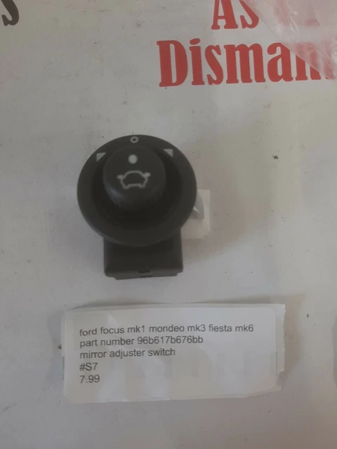 Ford Fiesta MK6 Manual Wing Mirror Adjuster Knob – Black – 1507431 (2002-2008)
