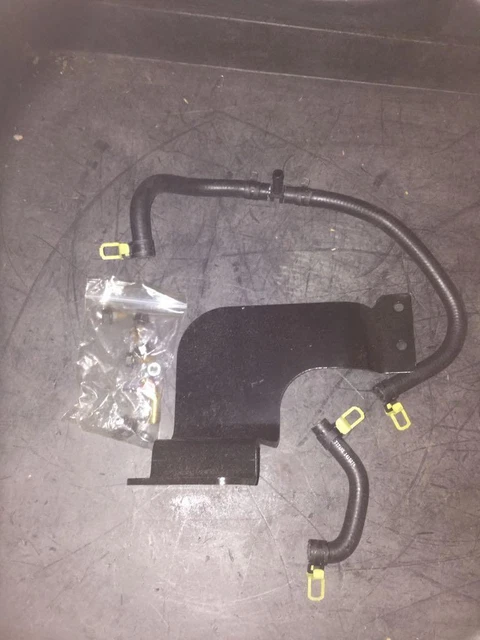 International 7600 0 Radiator Bracket 2332136