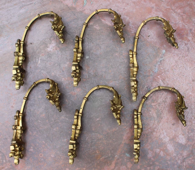 2 Embrasses Rideaux Anciennes En Laiton Doré - Hauteur 16,5 Cm, Profondeur 13,5 Cm - Occasion Avec Défauts