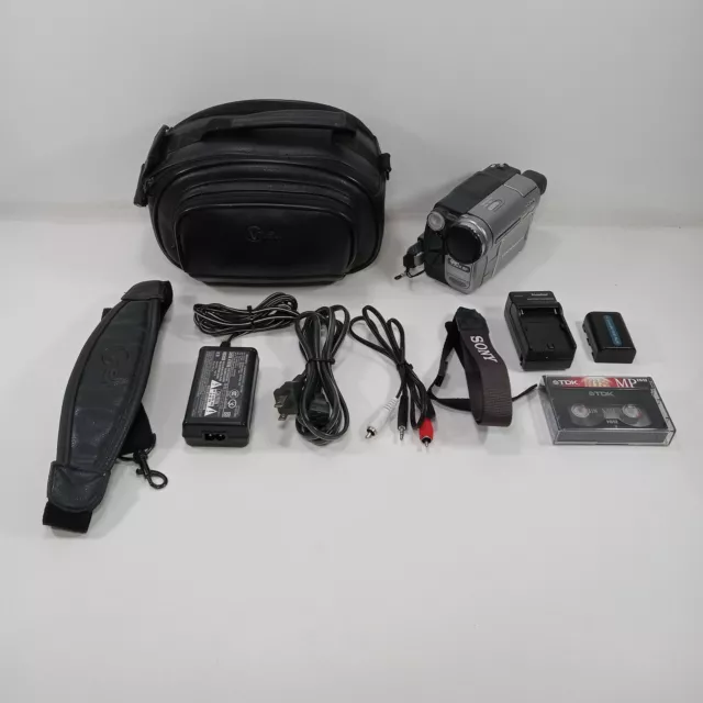 Sony Handycam DCR-TRV280  Digital 8 Camcorder With Nightshot Tested & Works