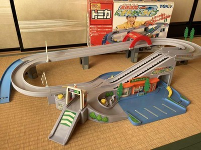 tomy tomica world