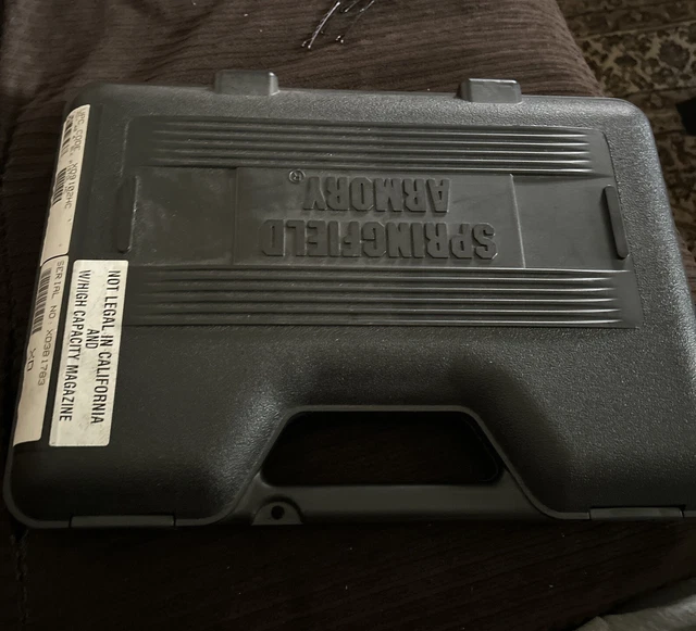 SPRINGFIELD ARMORY MOLDED Gun Box for XD Models 9mm 40cal 45ACP With