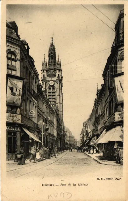 CPA DOUAI - Rue de la Mairie (391206)