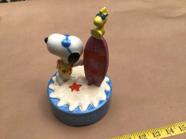 Vintage 1972 Peanuts SNOOPY & WOODSTOCK JOE SURFER Music Box with Surfboard Surf
