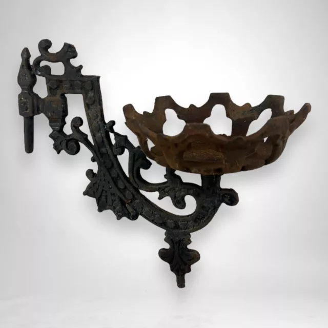 Vintage Cast Iron Oil Lamp Light Metal Antique Home Decor Wall Mount Sconce